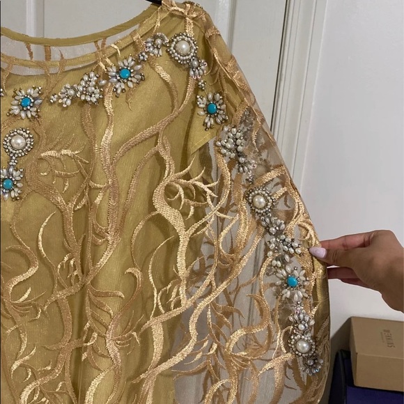 Golden Pakistani Poncho Kurta - Picture 5 of 6